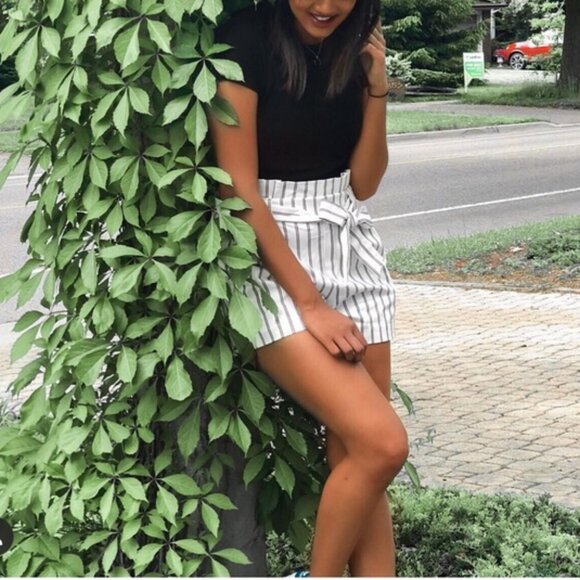 Zara Striped Shorts - Picture 2 of 2
